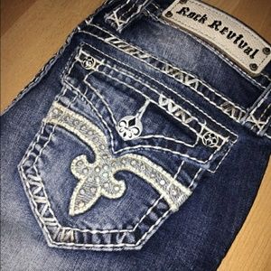 Rock Revival Jillian Capri Jeans